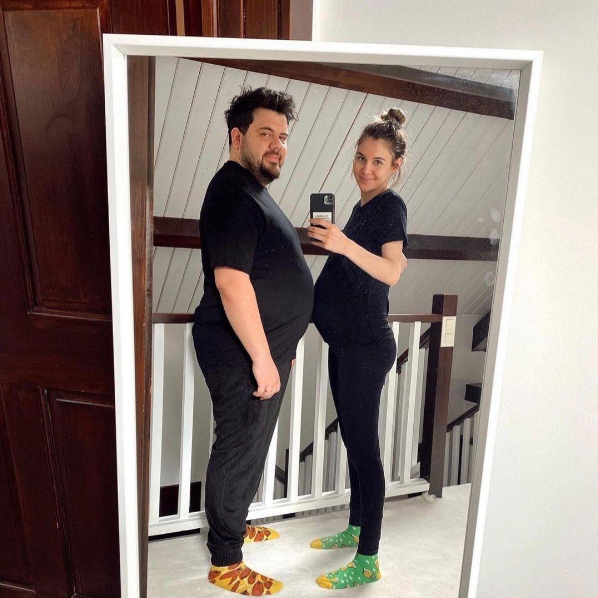 Berfu Yenenler: Neydik ne olduk