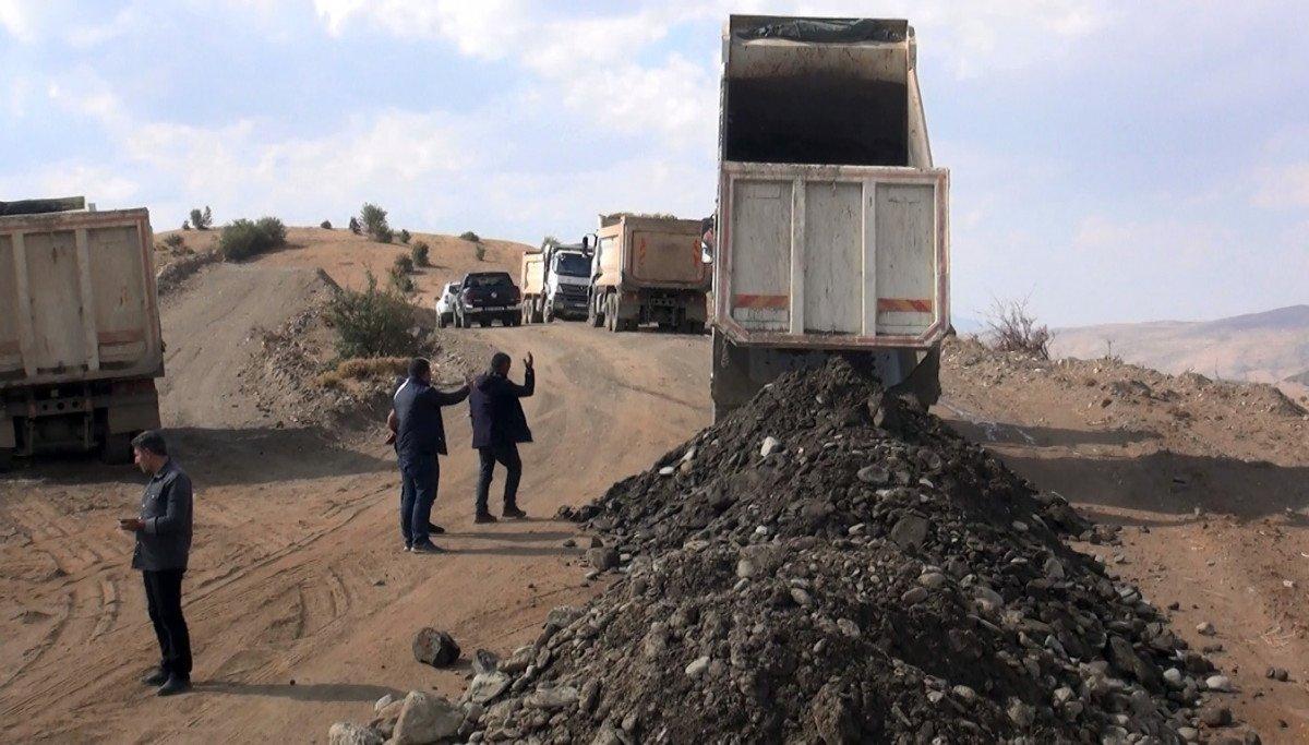 Muş'ta 28 yıl sonra köylerine döndüler