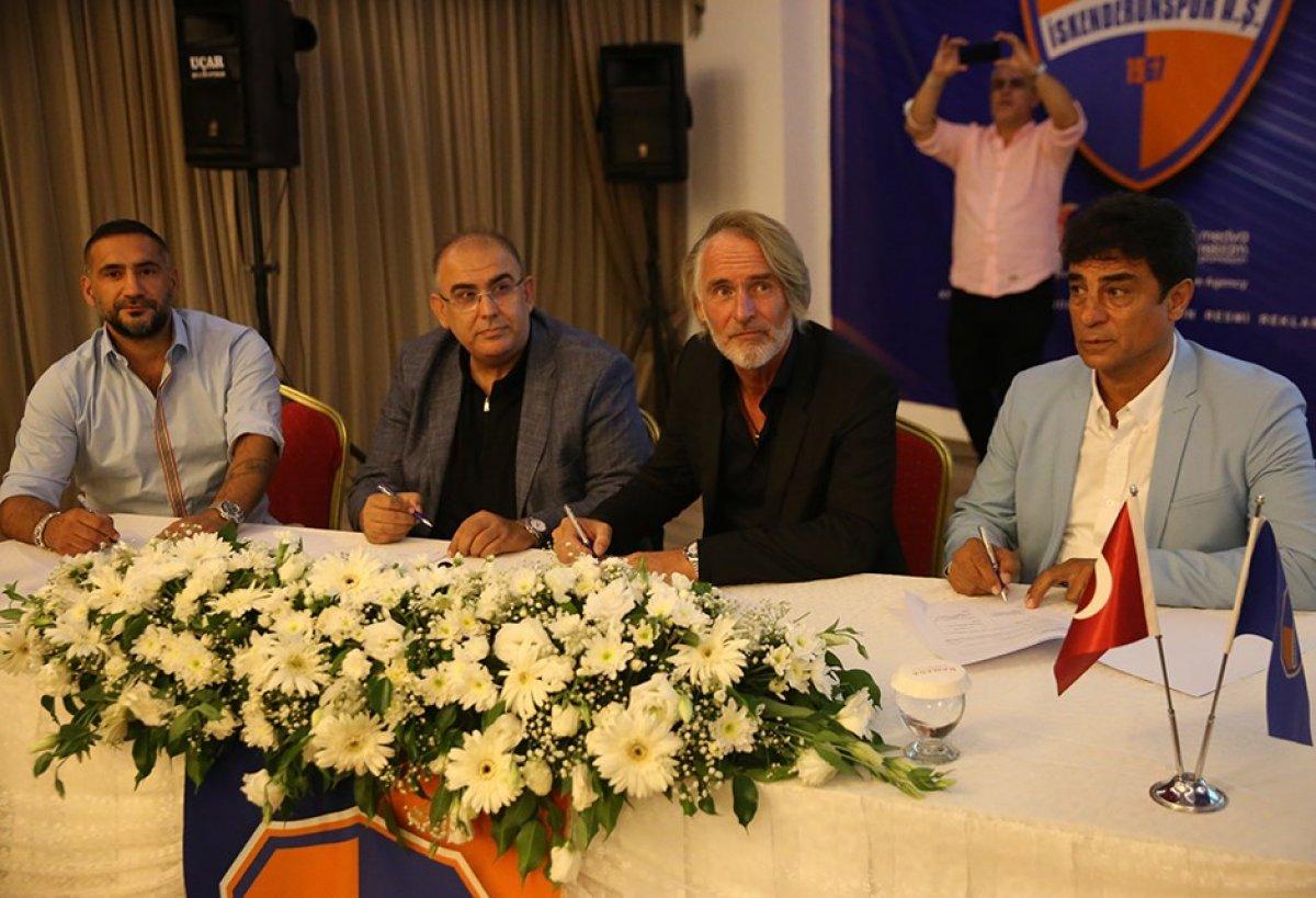 Jan Olde Riekerink, İskenderunspor'un başına geçti