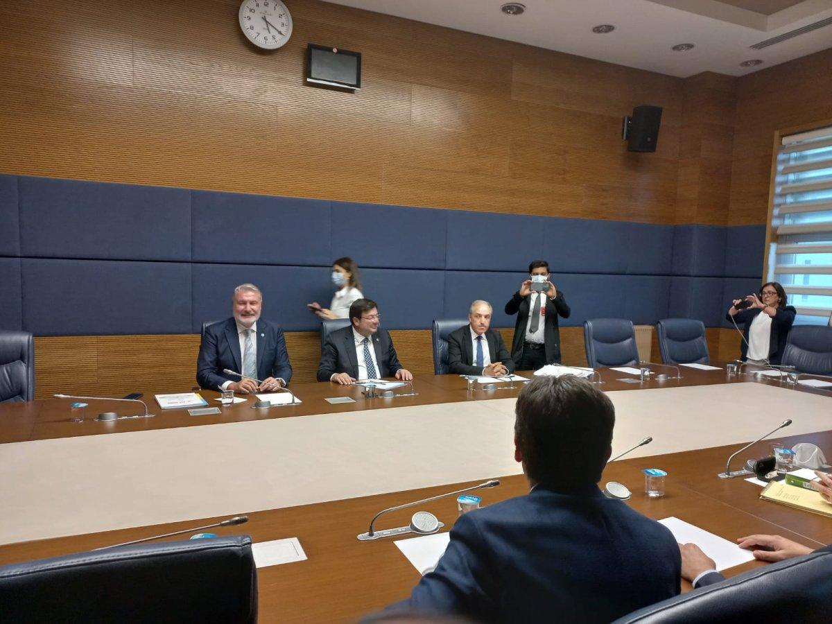 Muhalefet partileri TBMM'de toplandı