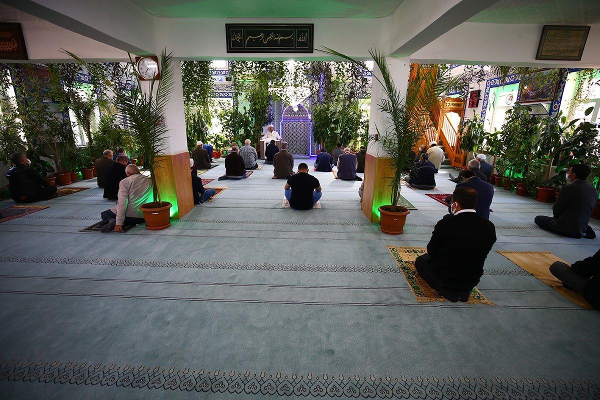 Nevşehir’deki camiyi görenler hayretler içerisinde kalıyor