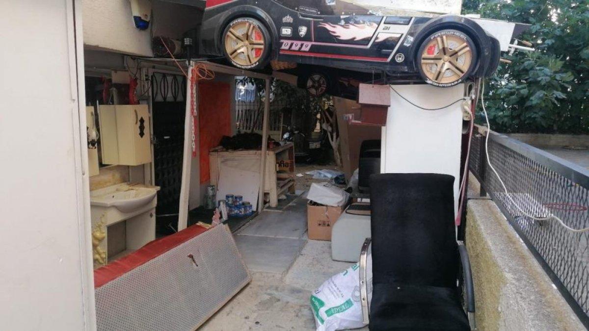 Antalya'da hırsızlık yapan şahıs 30 dakikada yakalandı