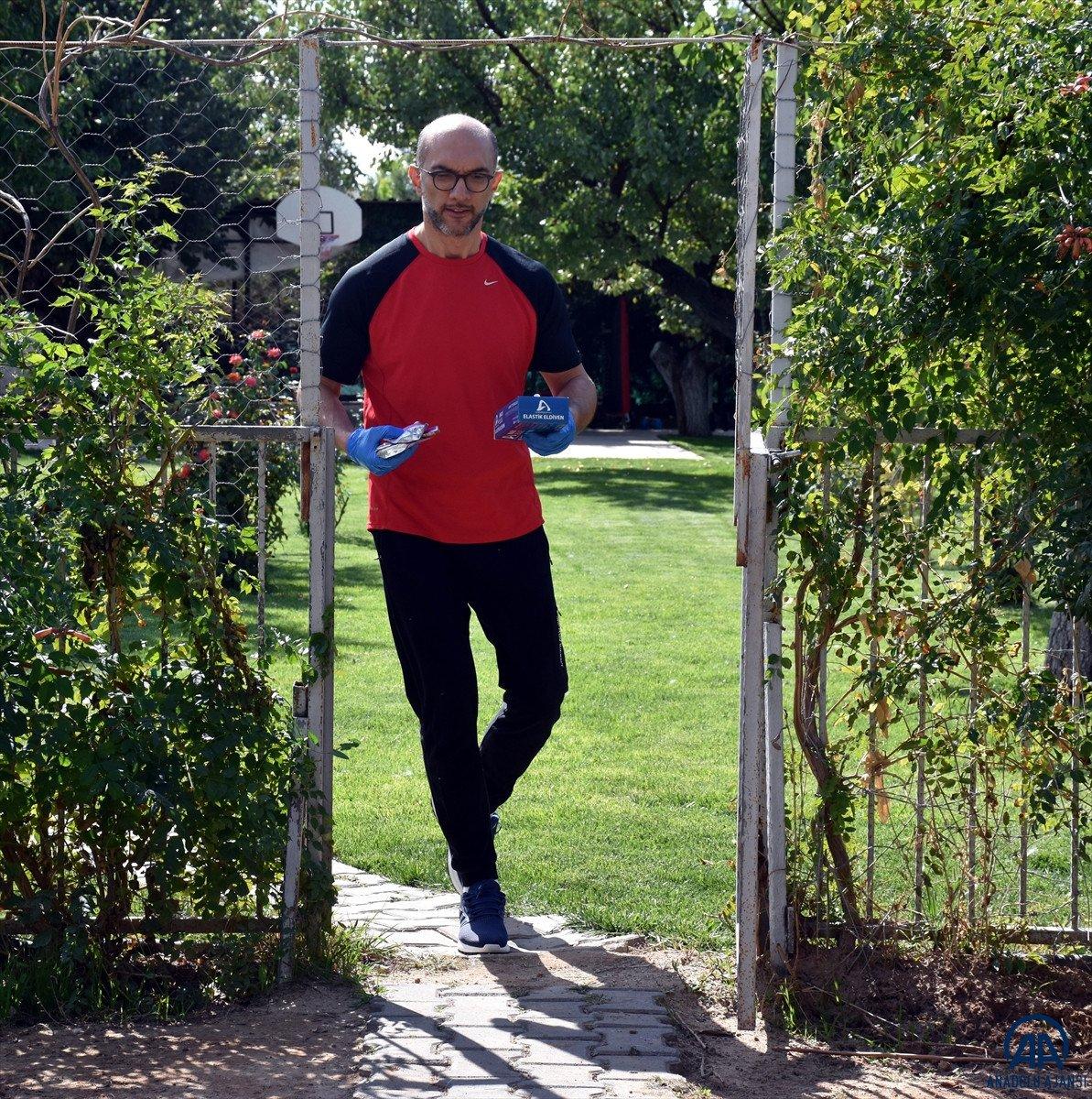 Kırıkkale'de 7 yıldır sahipsiz hayvanların bakımlarını üstleniyor