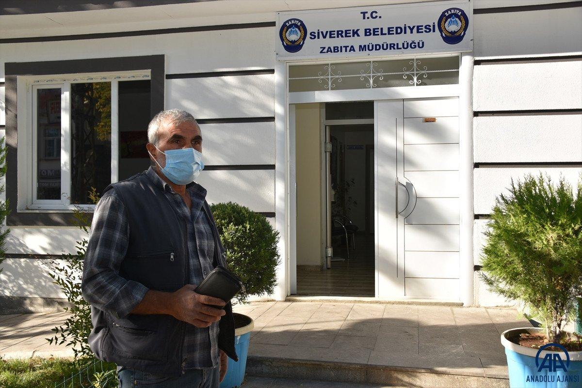 Şanlıurfa'da bulduğu cüzdanı sahibine ulaştıran adam: Gözümüz haram parada yok