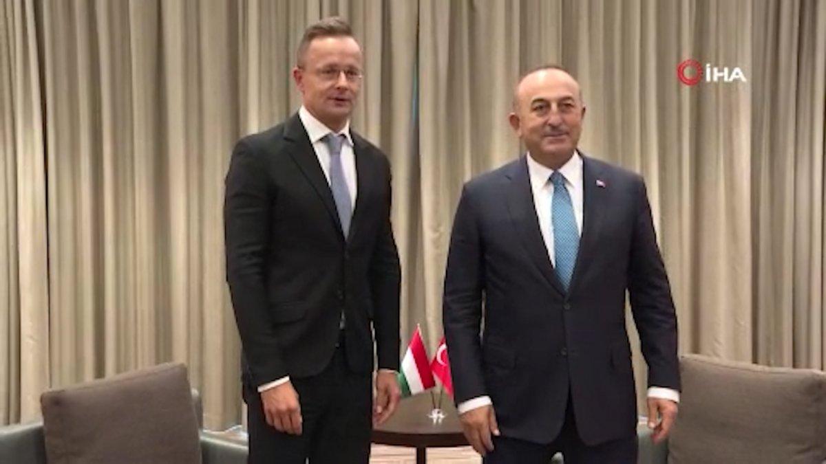 Mevlüt Çavuşoğlu, Macaristan Dışişleri Bakanı Szijjarto ile görüştü