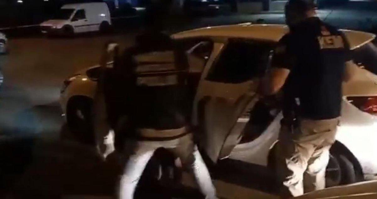 Antalya'da düzenlenen operasyonda 8 kilo 800 gram eroin ele geçirildi