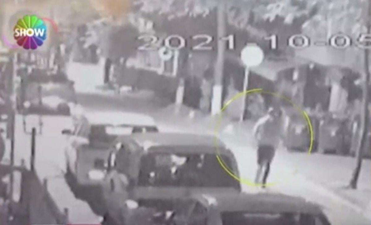 Avcılar'da bir kişi, saplantılı aşık olduğu kadının üzerine kimyasal madde döktü