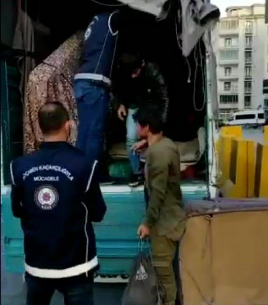 Malatya'da Afgan uyruklu 14 kaçak göçmen yakalandı