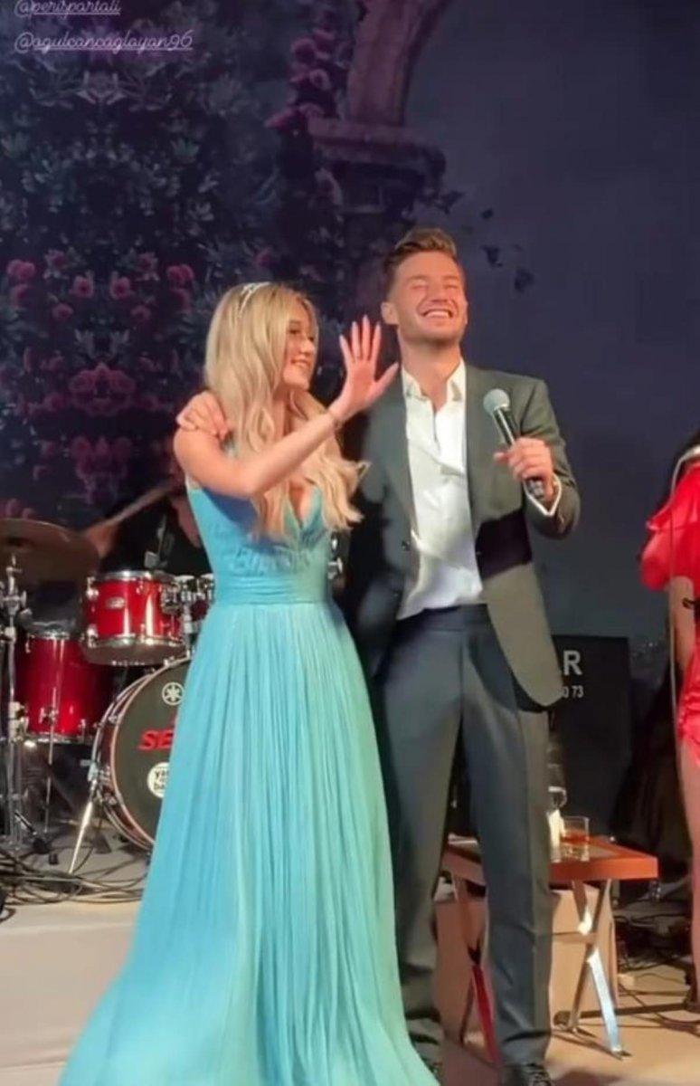 Oğulcan Çağlayan ve Peri Ispartalı nişanlandı