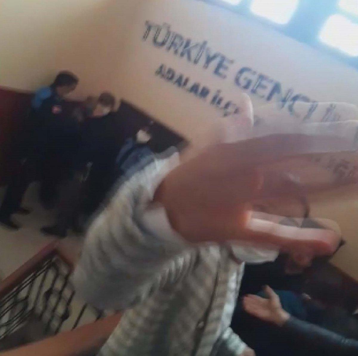 AK Parti İl Başkanlığı, Büyükada'daki TÜGVA tahliyesini eleştirdi