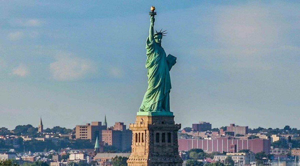 Green Card başvurusu DV 2023: Başvuru ücreti, şartları ve her şey...