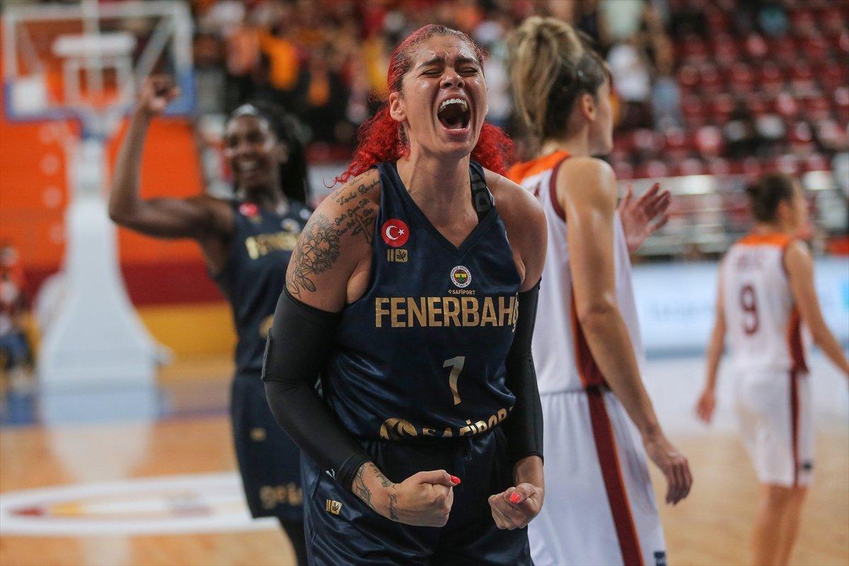 Fenerbahçe kadın basketbol takımı, Avrupa'da Galatasaray'ı yendi