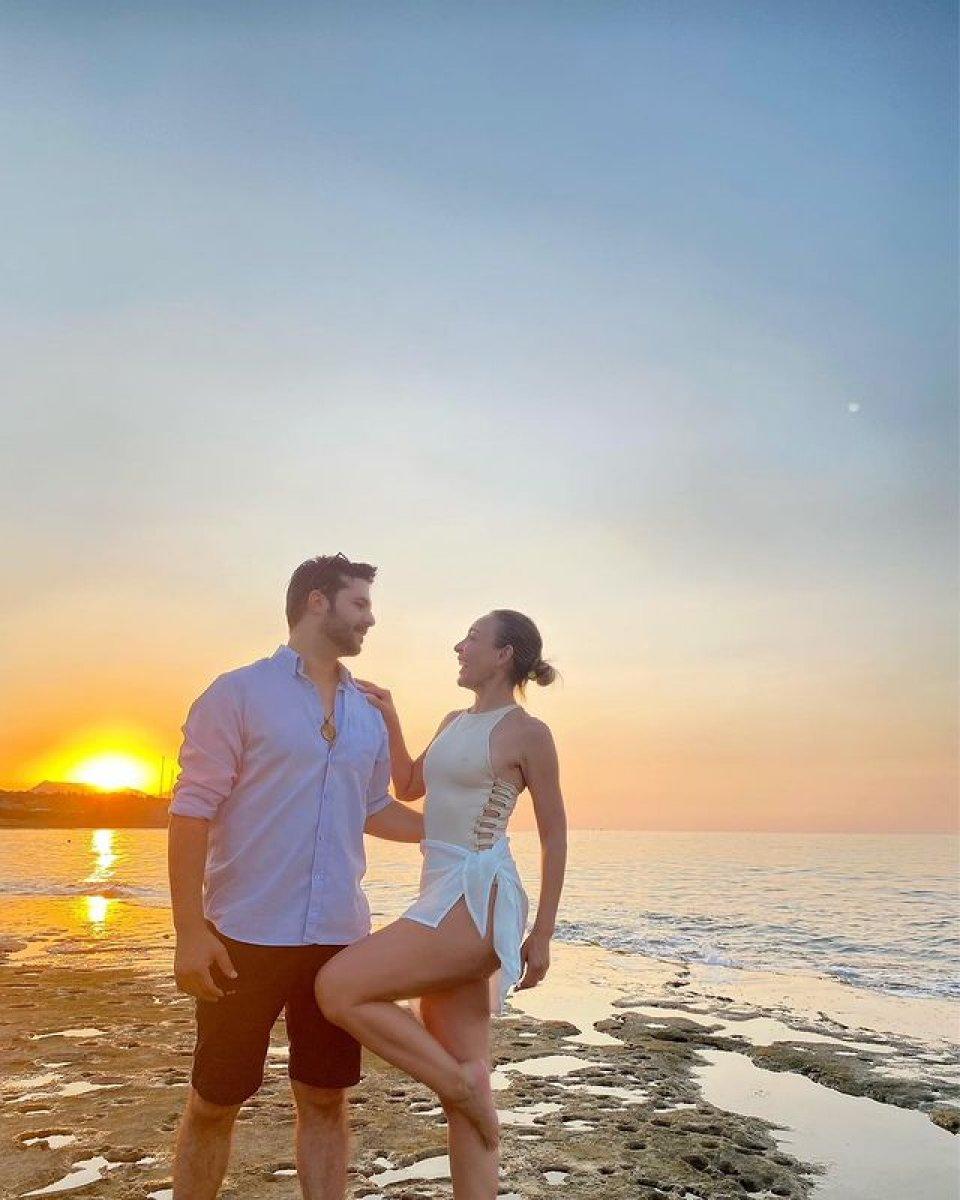 Ziynet Sali'den 46 yaş pozu