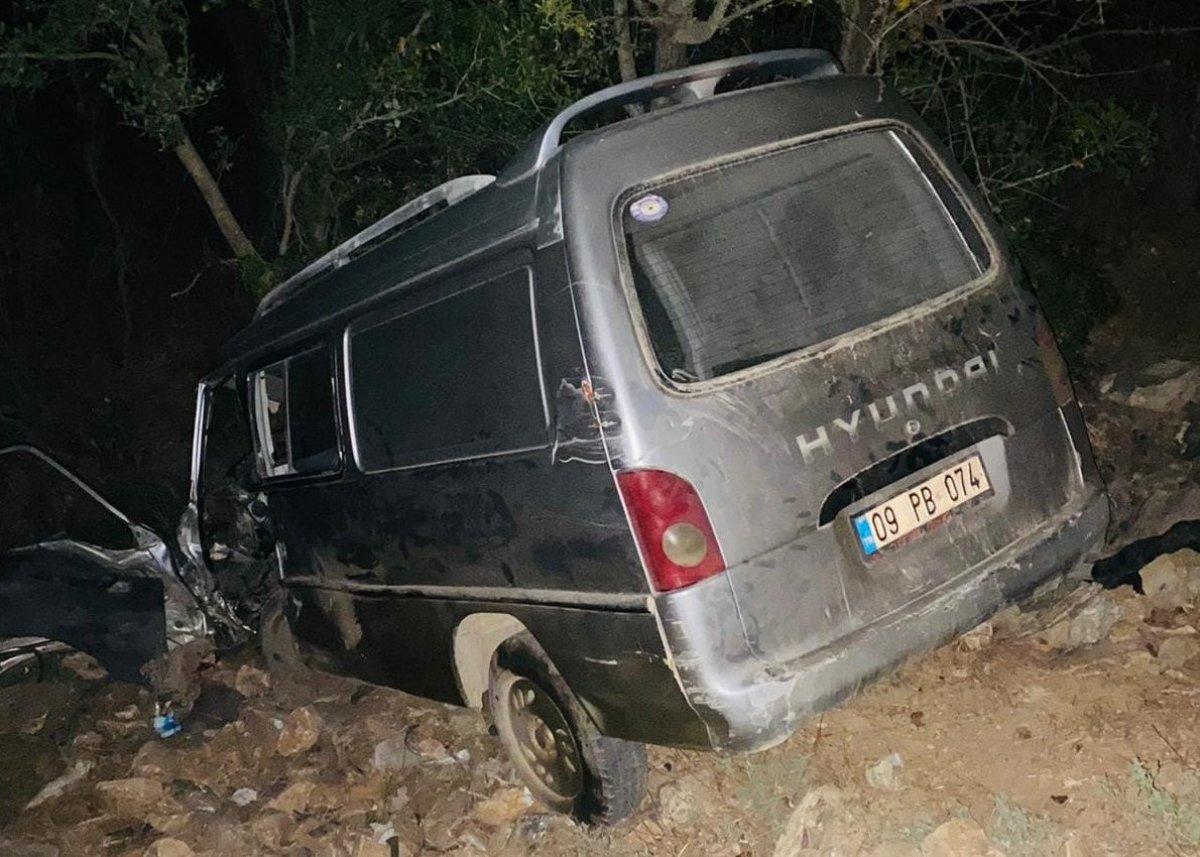 Muğla'da iki otomobil çarpıştı: 1 ölü