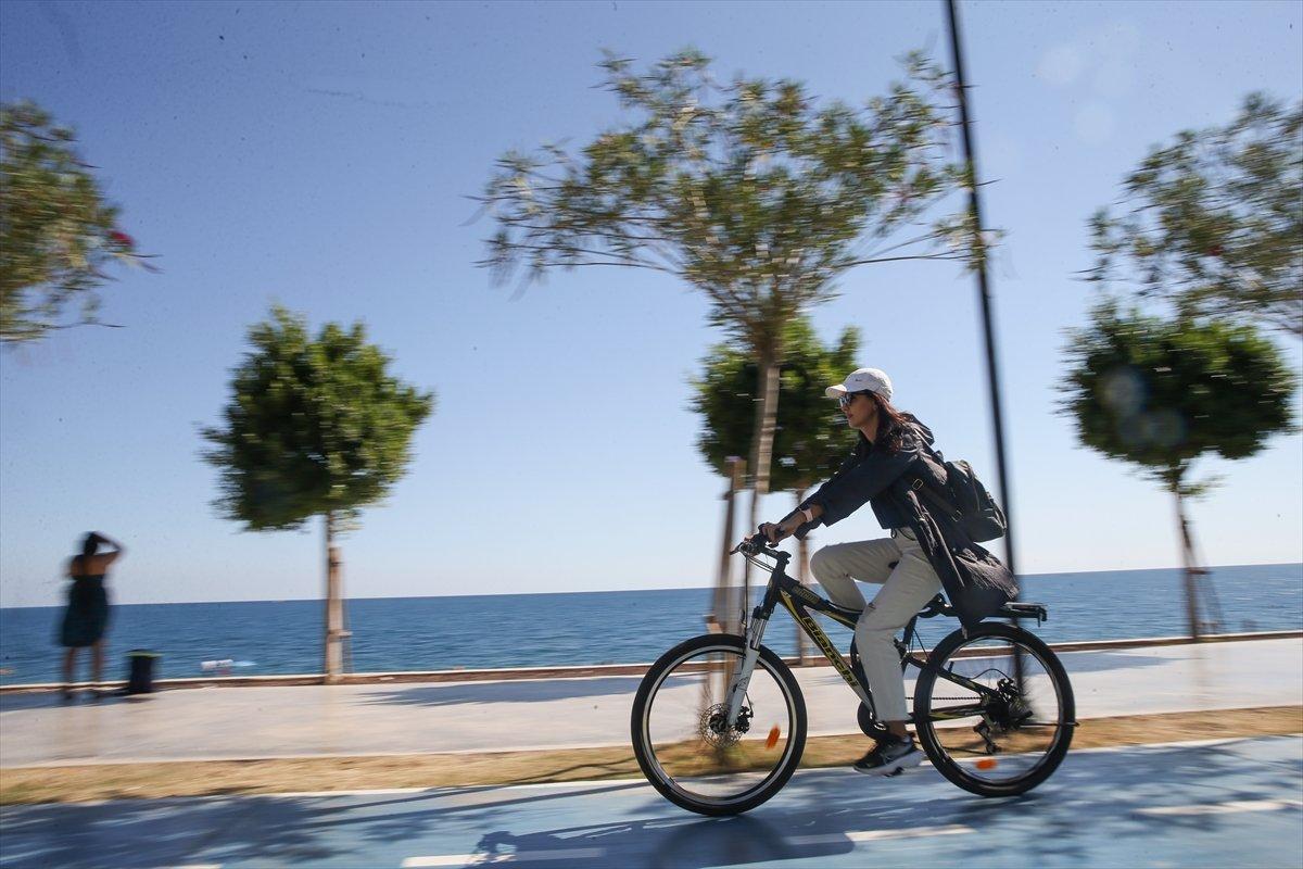 Antalya'da yaz bitmiyor