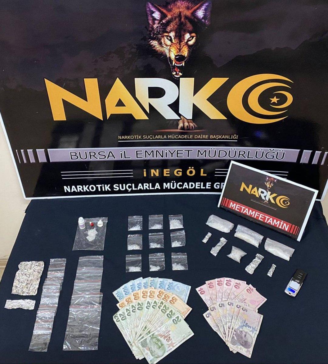 Bursa'da 120 polis ile eş zamanlı operasyonlar düzenlendi