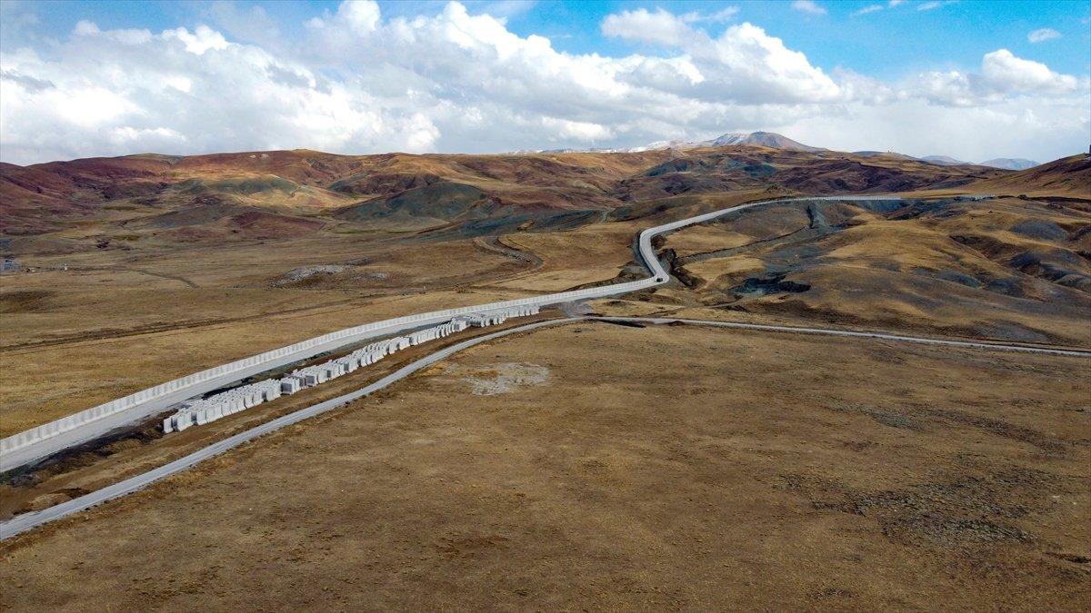 Van ile İran sınırına yapılan güvenlik duvarı, 20 kilometreye ulaştı