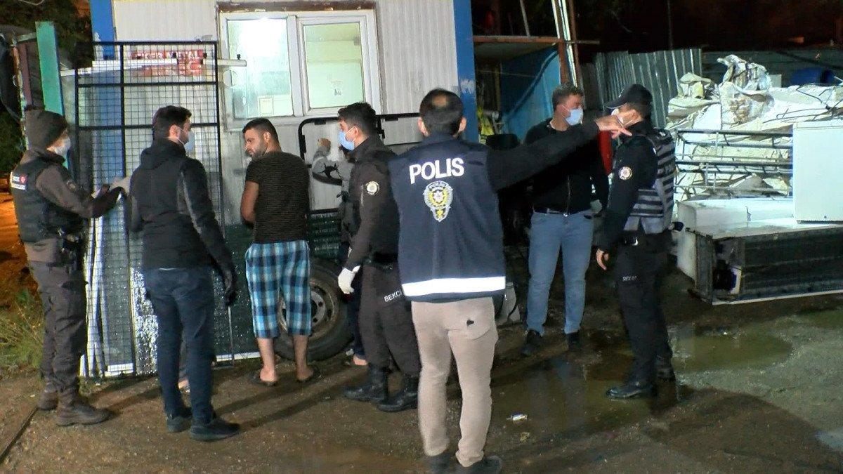 Sancaktepe'de kaçak göçmen kağıt toplayıcılarına eş zamanlı operasyon  