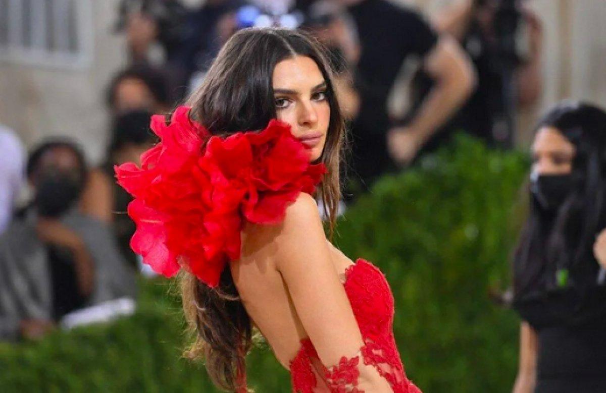 Emily Ratajkoski: Klip çekimi sırasında cinsel saldırıya uğradım