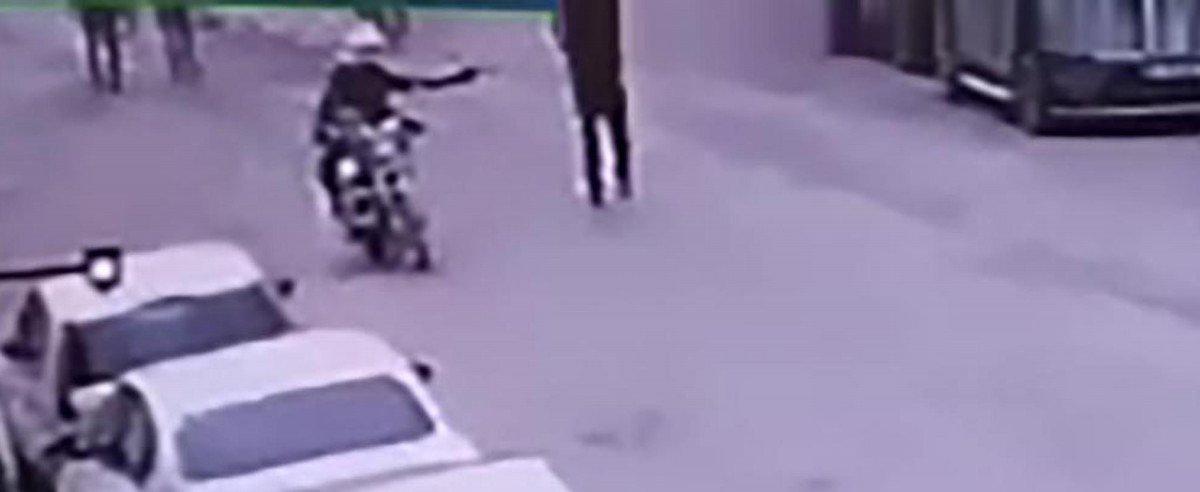 Iğdır’da, sosyoloğa sokak ortasında silahlı saldırı