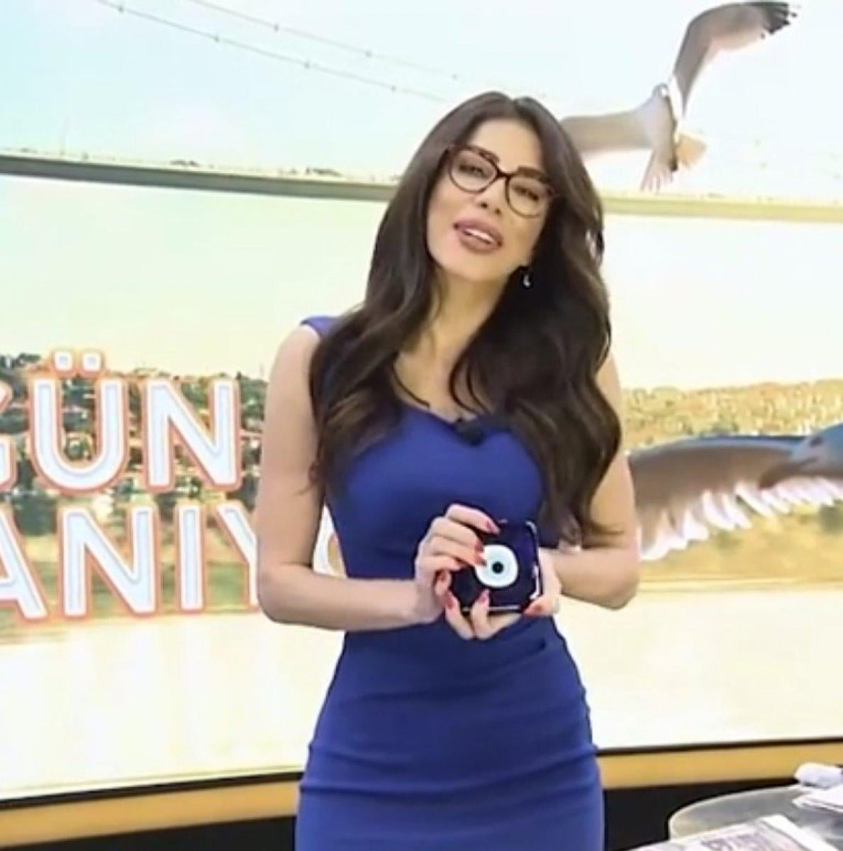 Ela Rumeysa Cebeci’ye nazar boncuğu hediye edildi