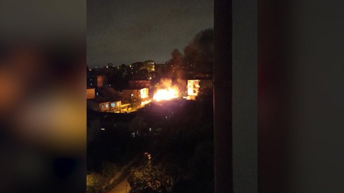 Ümraniye'de feci yangın