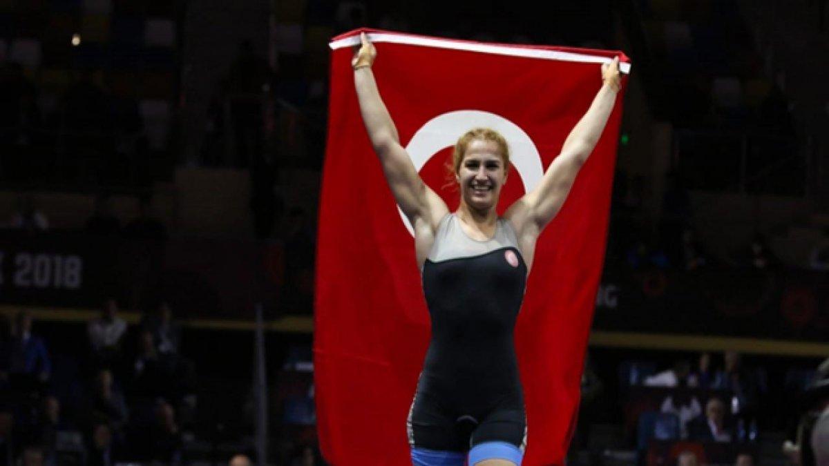 Buse Tosun dünya üçüncüsü oldu