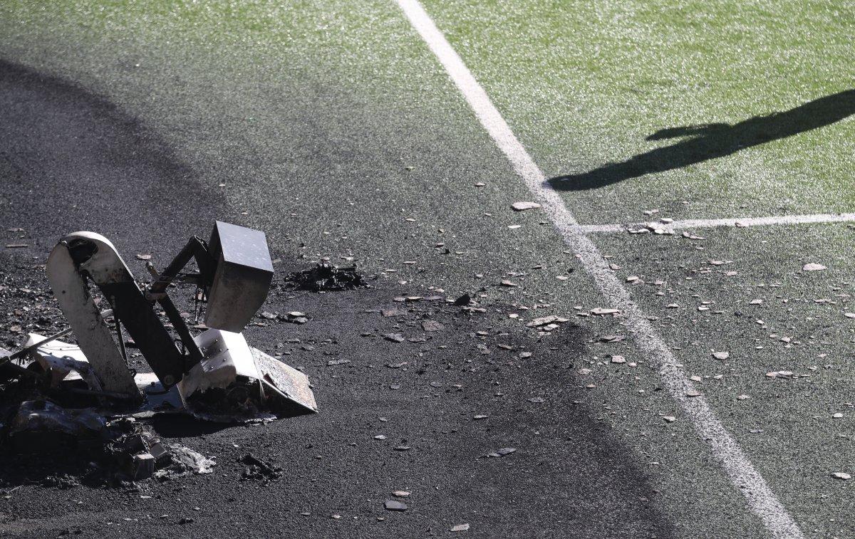 Andorra-İngiltere maçı öncesi VAR monitörü patladı