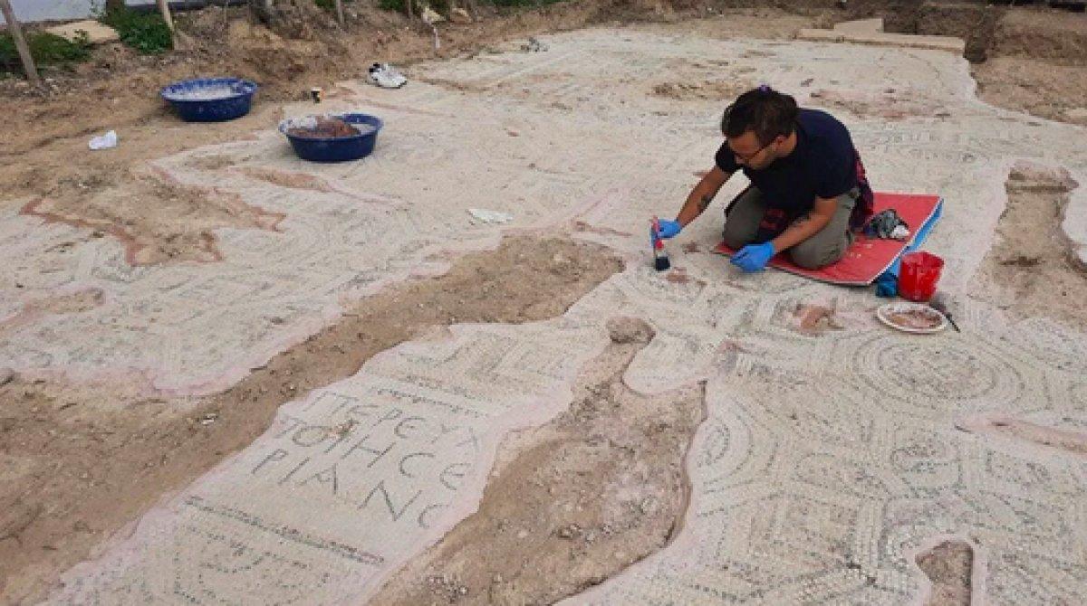 Bursa'da kazı çalışmalarında mumyalanmış 3 iskelet bulundu