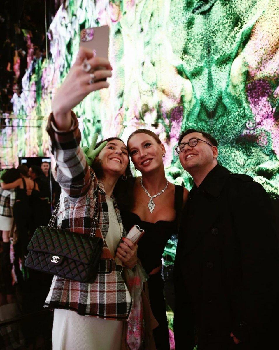 İtalya'da Serenay Sarıkaya ilgi odağı oldu