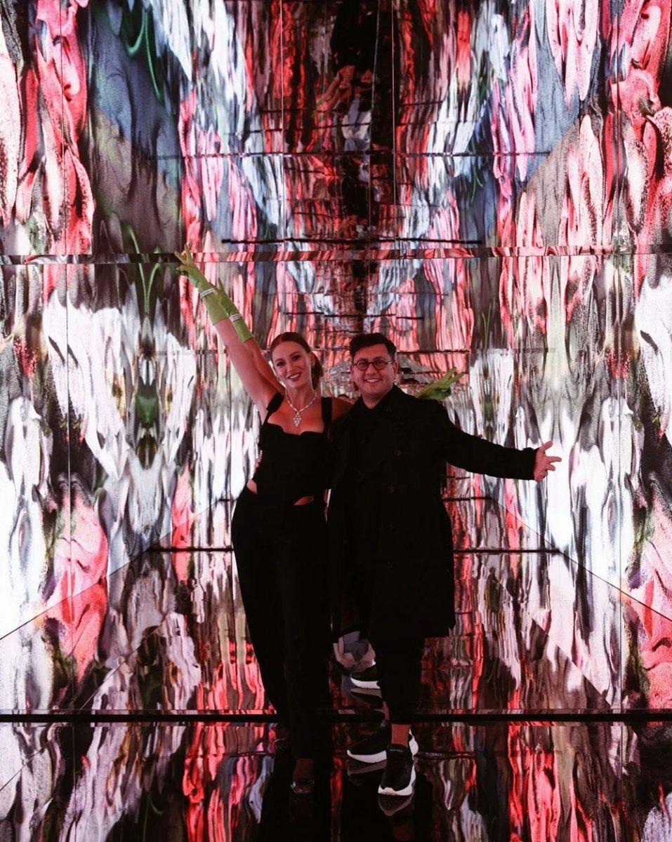 İtalya'da Serenay Sarıkaya ilgi odağı oldu