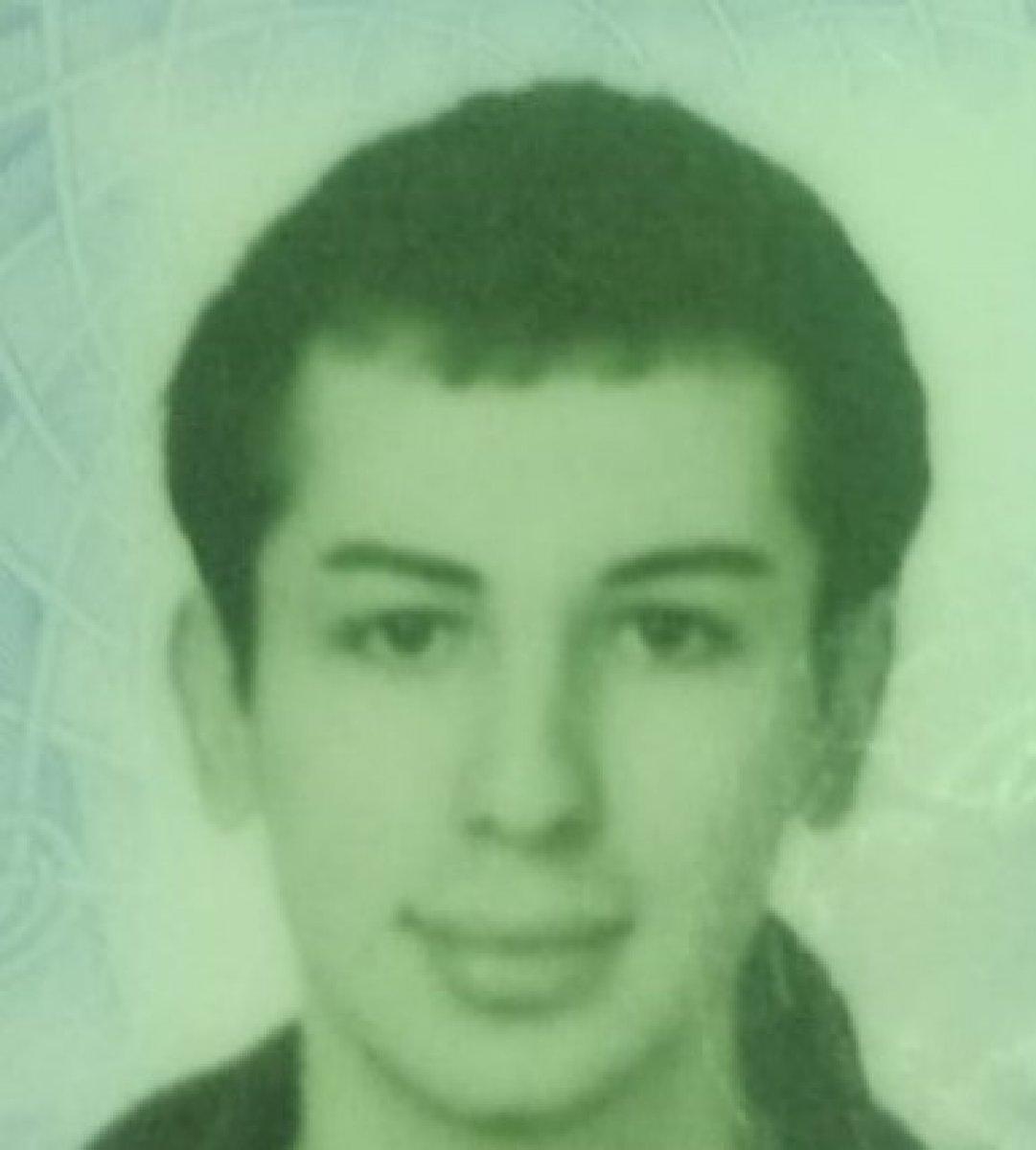 Kayseri'de 22 yaşındaki genç 14. kattan arabanın üstüne düştü