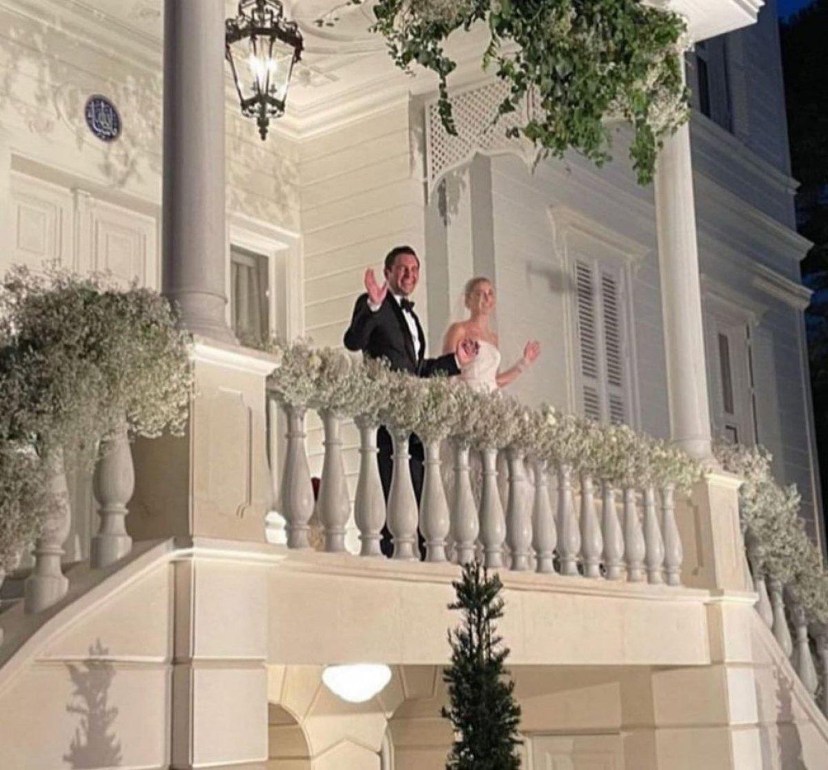 Nazlı Kayı ile Hacı Sabancı evlendi