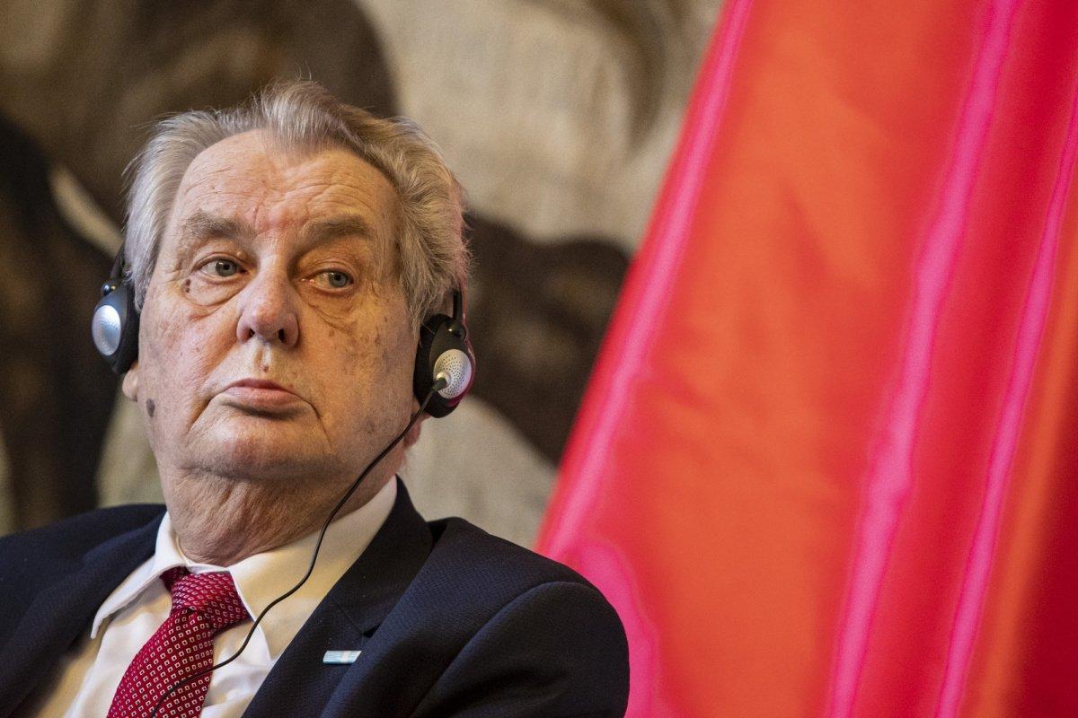 Çekya Devlet Başkanı Milos Zeman hastaneye kaldırıldı