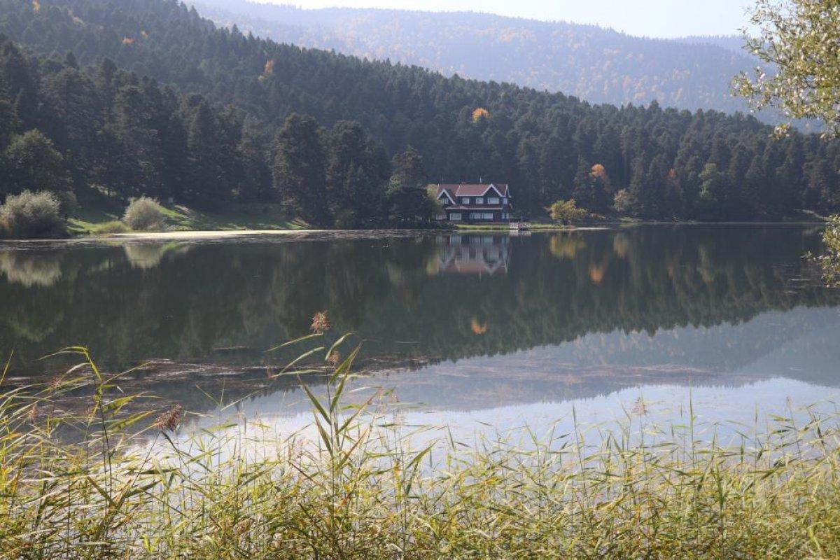 Gölcük Tabiat Parkı'na tatilci akını