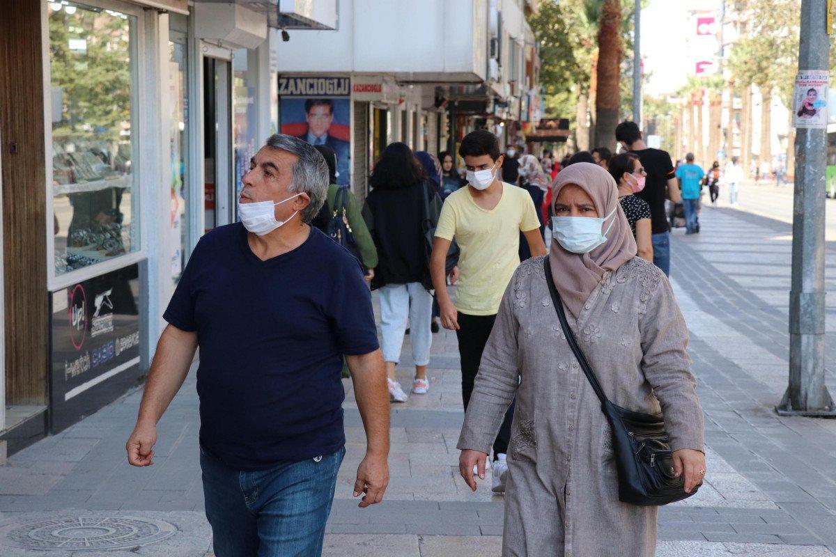 Denizli Tabip Odası Başkanı Prof. Dr. Erbay: Vatandaşlarımız aşı karşıtlığına itibar etmesin