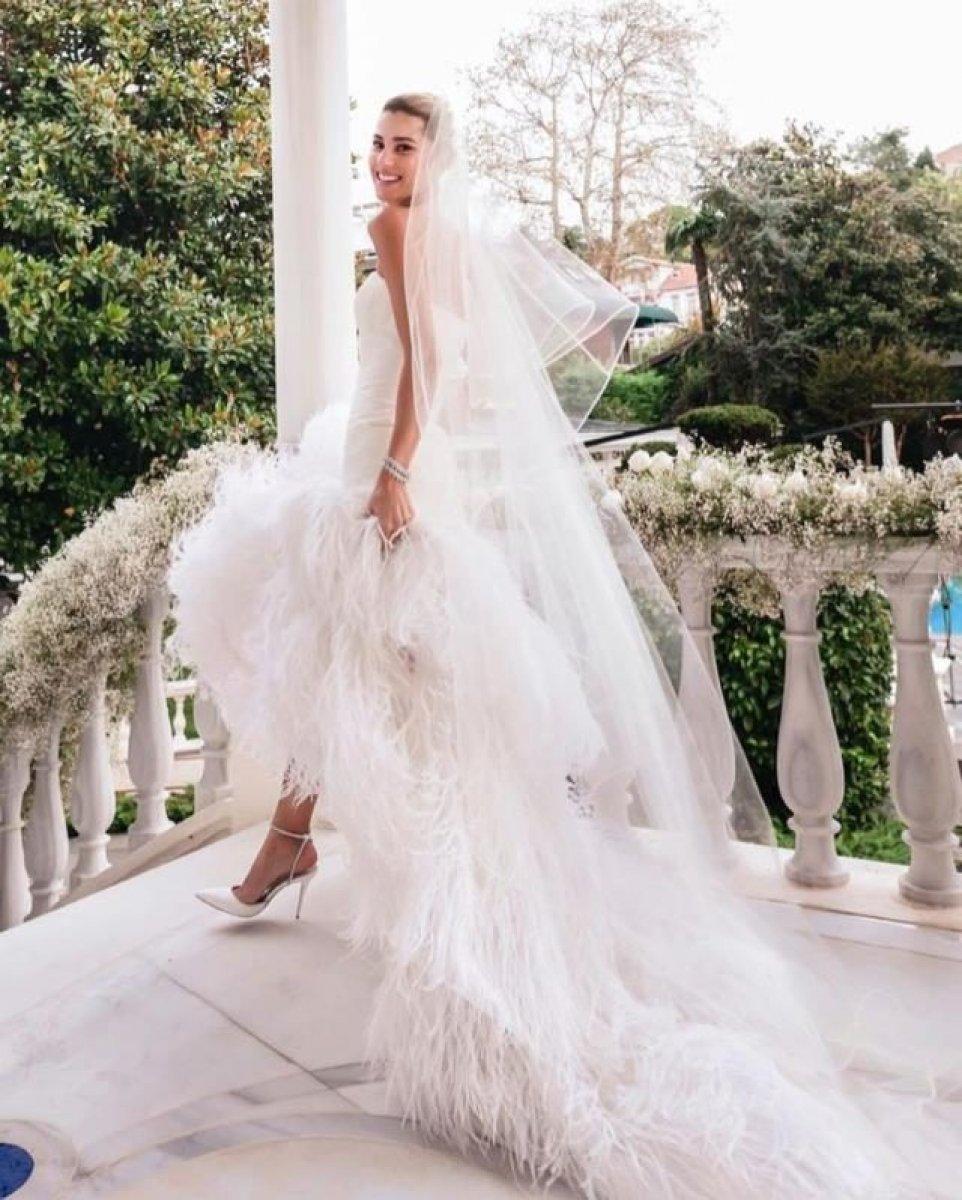 Nazlı Kayı'nın gelinliğinin fiyatı