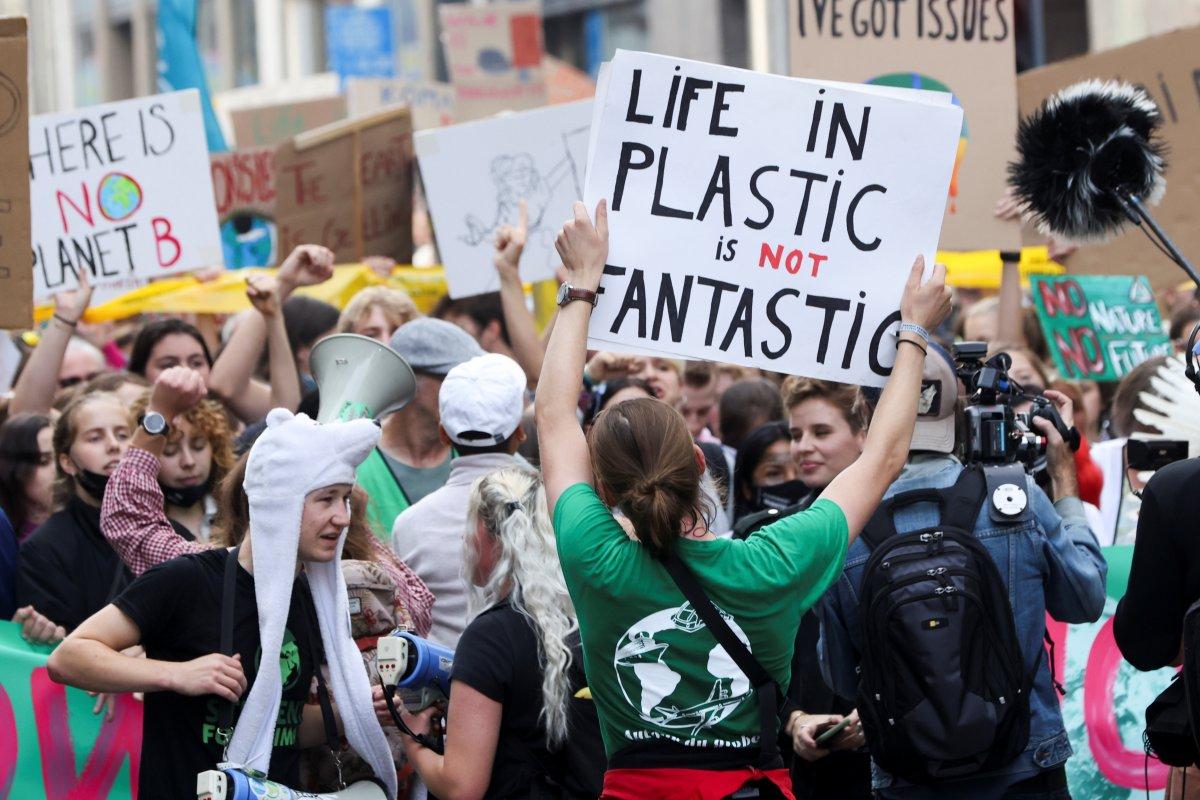 Brüksel'de iklim değişikliği protestosu düzenlendi