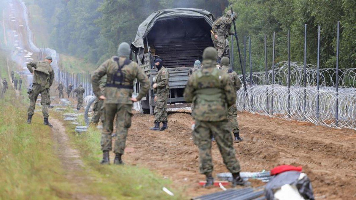Polonya göçmenlere karşı Belarus sınırına duvar örecek