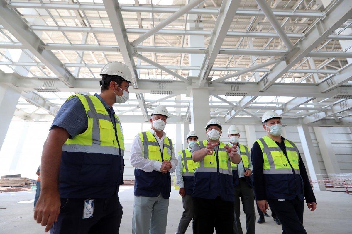 Mustafa Varank, TOGG'un üretim tesisinin inşaatını inceledi