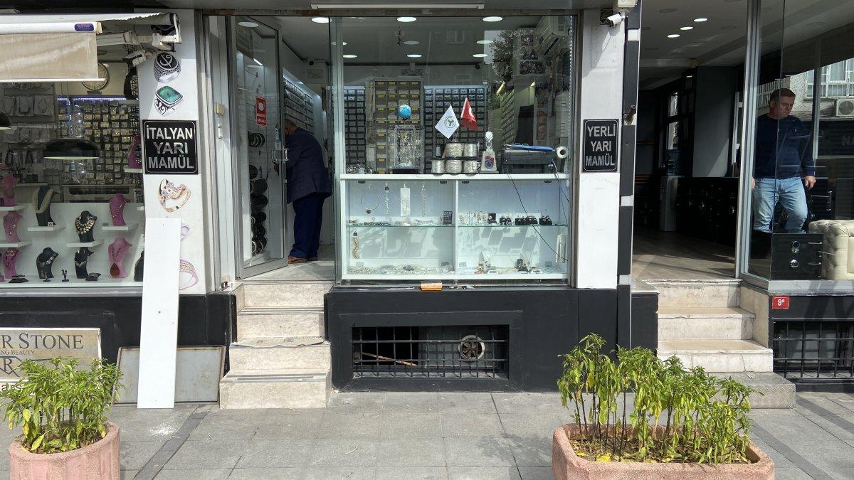 Fatih’te 2.5 dakikada 1 milyon liralık soygun