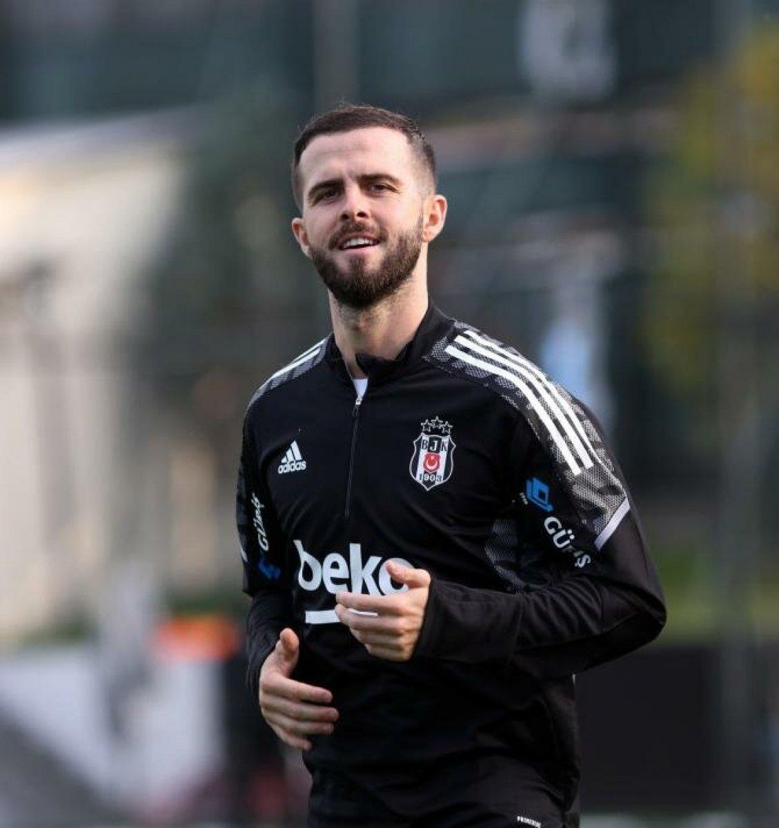 Miralem Pjanic: Haziranda Barcelona'ya döneceğim