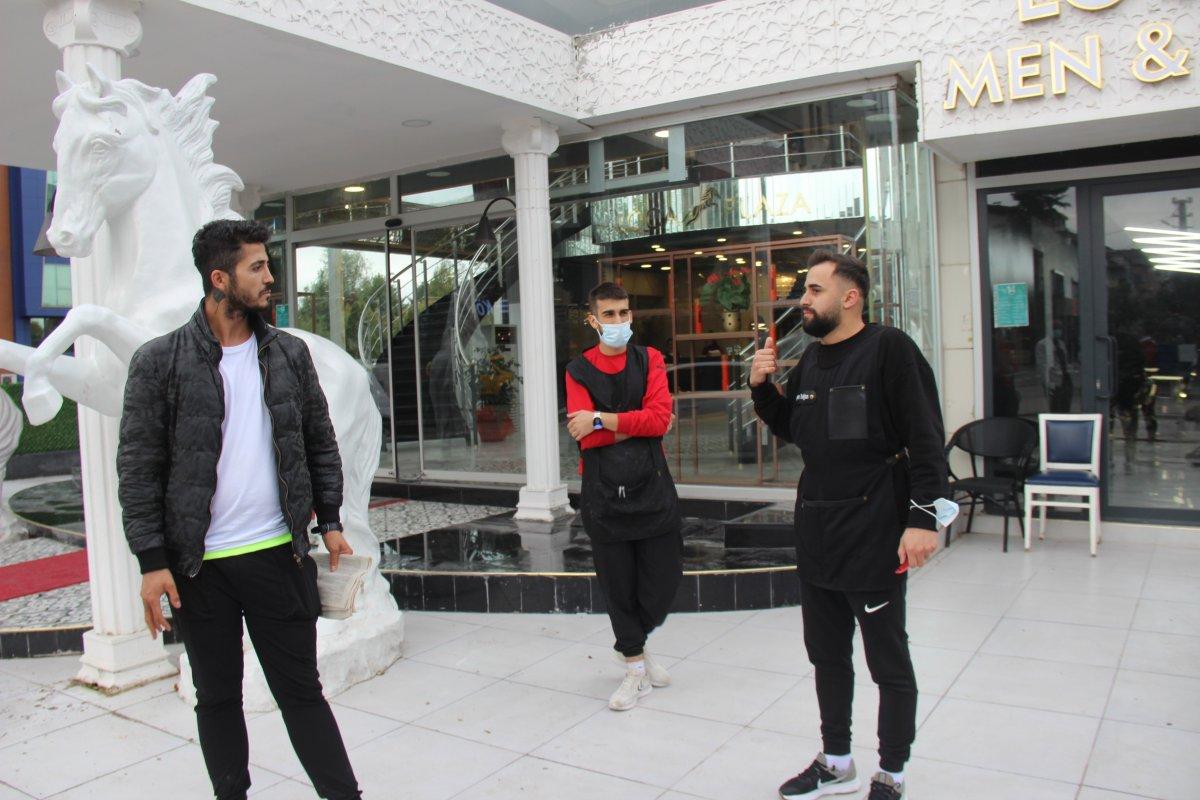 Kocaeli'deki güzellik merkezi ortakları, yumruklarla birbirini darbetti