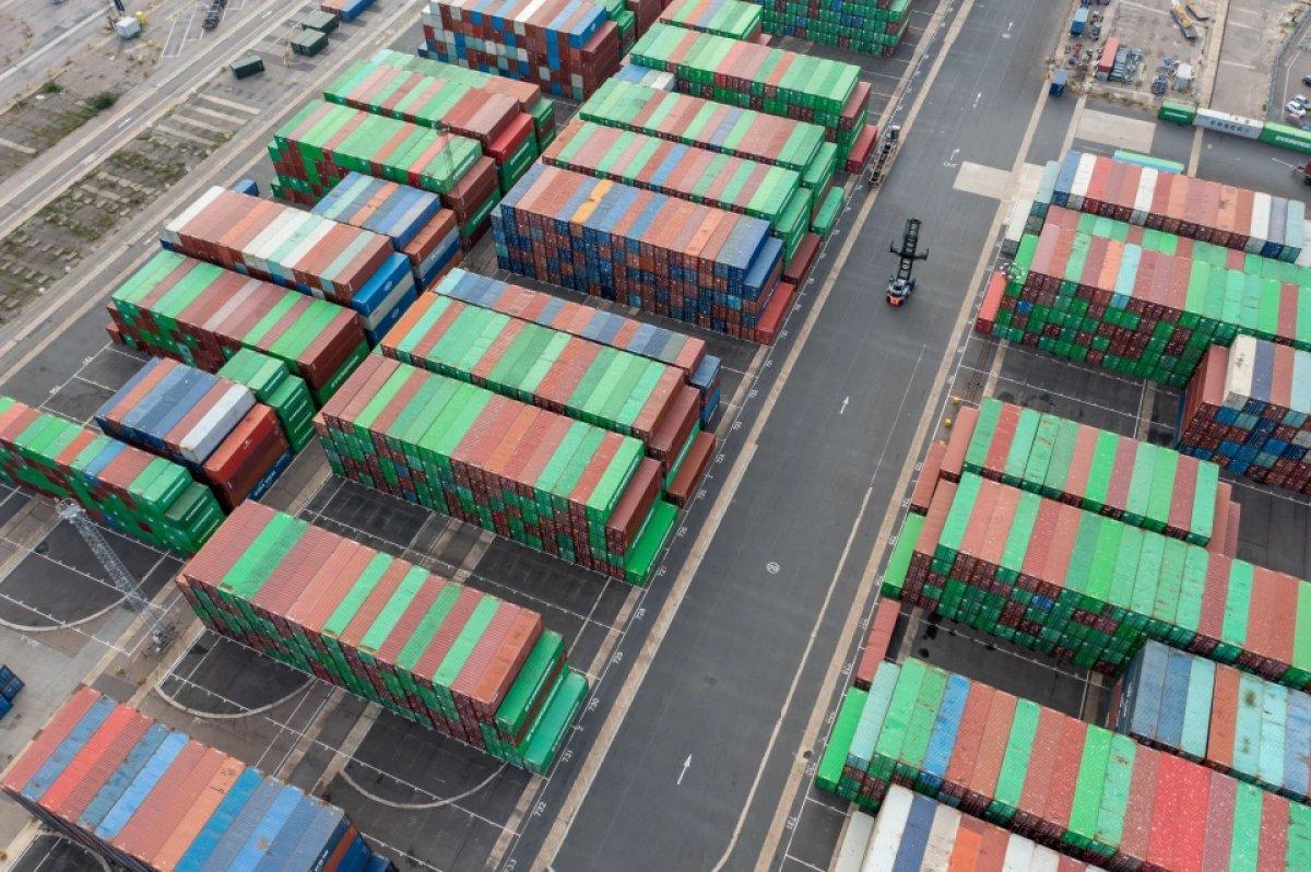 İngiltere limanlarında nakliye krizi yaşanıyor