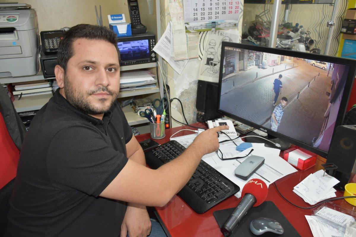 Muğla’da, dükkanın önündeki mama kaplarını çaldı