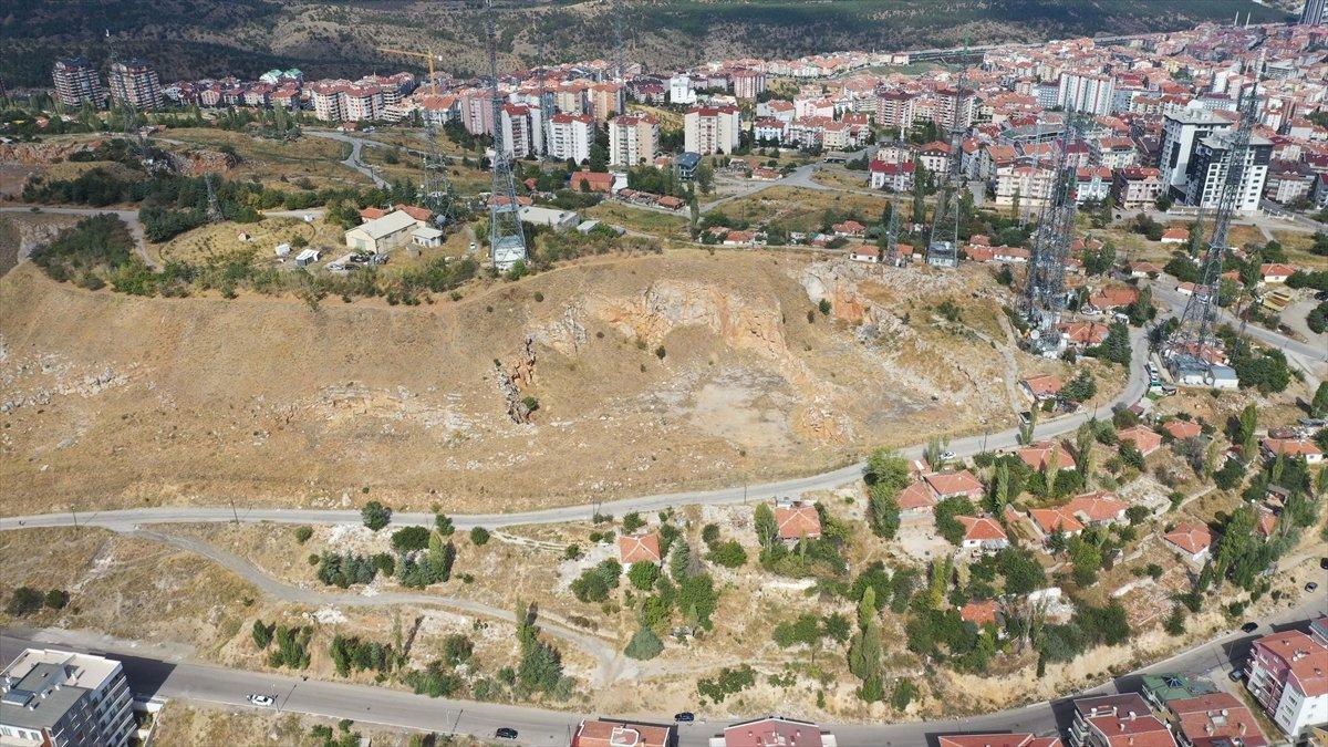 CHP'li Ankara Büyükşehir Belediyesi'nden heykel yarışması