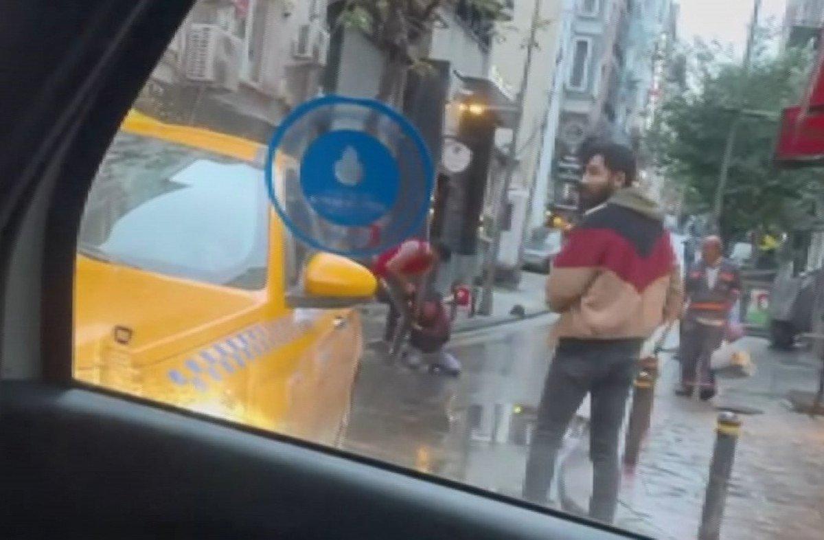Şişli’de ABD’li turist, otel çalışanını darbedip yerde sürükledi