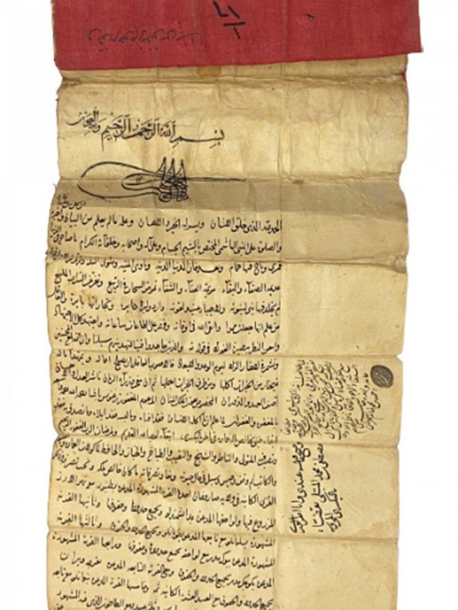 Türkiye, Fatih tuğralı 'vakfiye' için Interpol'e başvurdu