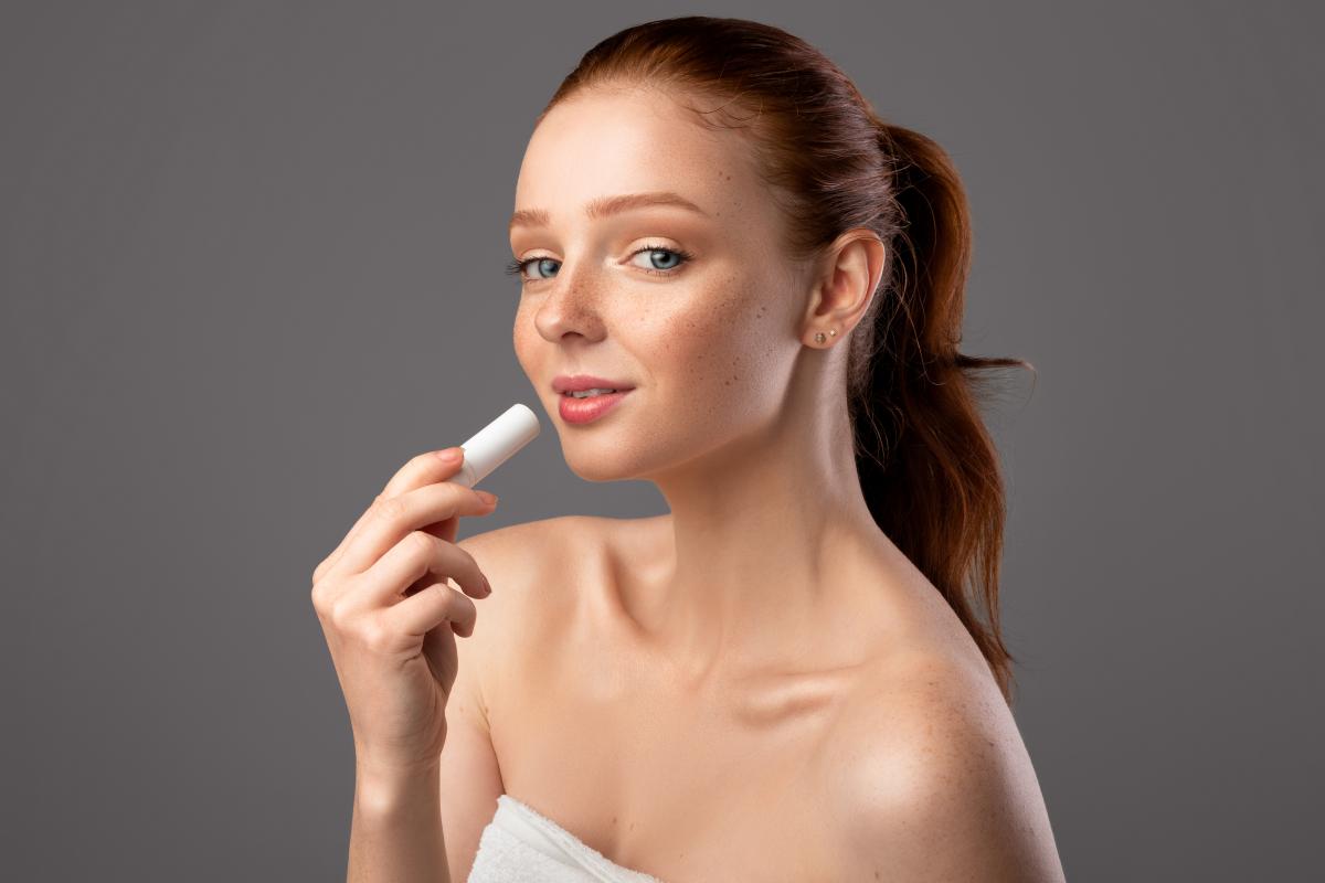 Cildi makyaj için hazırlamanın en etkili 7 yolu