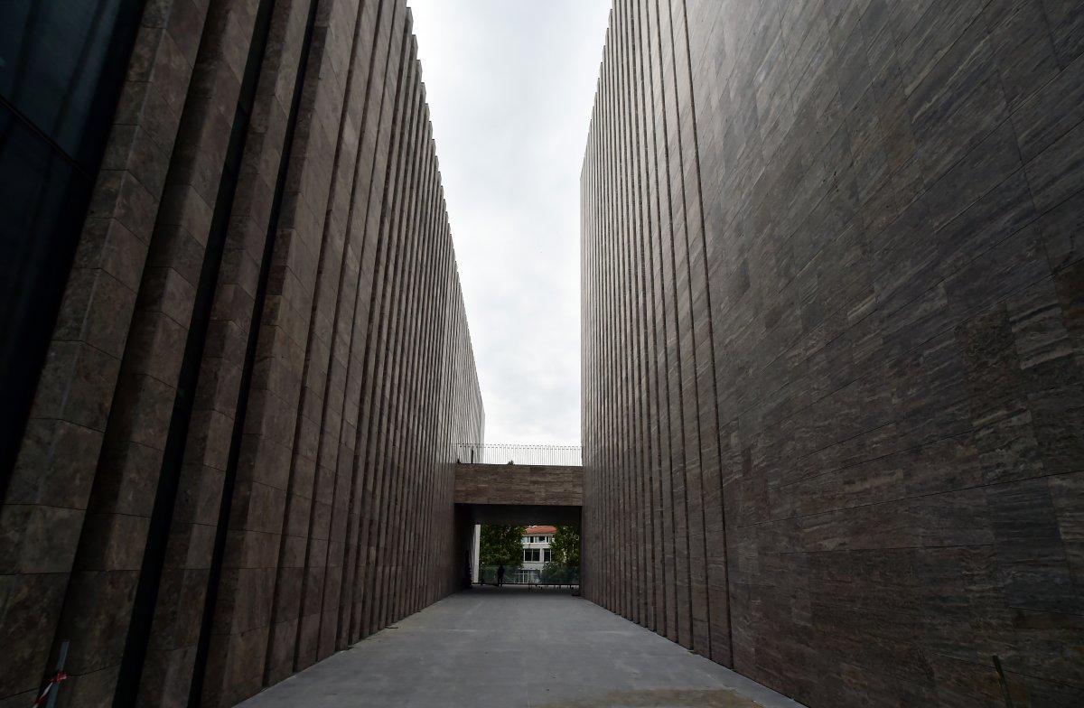 Taksim'deki AKM'nin, açılışa yakın son hali görüntülendi